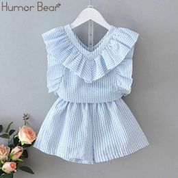 Conjunto de ropa para niñas de Humor Bear, novedad de verano coreana 2020, camiseta con volantes a rayas y pantalones, traje para niños, ropa para bebés pequeños X0902
