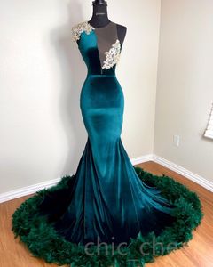 Hunter Aso Ebi Arabe Green Prom Robe Bededed Lace Feather Evening Form Form Deuxième réception Robes de fiançailles d'anniversaire Robe de Soiree ZJ es