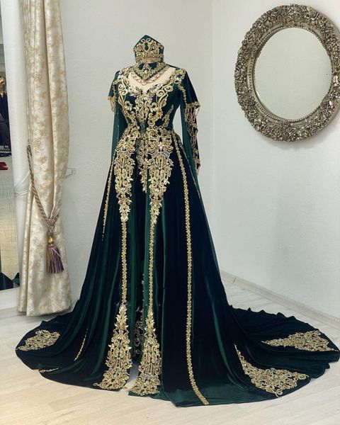 Robe formelle de bal en velours bordeaux vert chasseur avec Cape Jacekt Caftan marocain dentelle dorée Kaftan perlé robe de soirée arabe