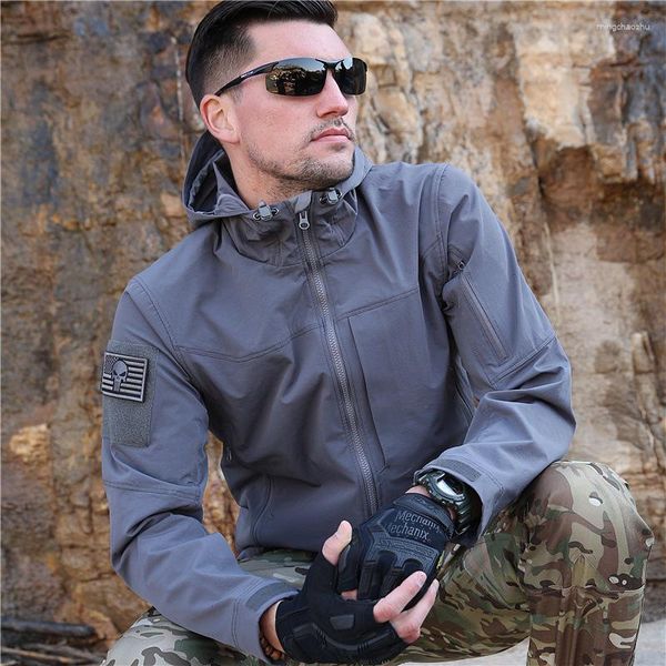 Chaquetas de caza Armadura Soft Shell Cazadora táctica Chaqueta de otoño / invierno para hombres Ventilador militar impermeable al aire libre