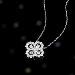 HW Designer Jewelry Pendant Colliers Lucky Four Leaf Grass Collier Womens Full Diamond Personnalisé Collier Simple and High Sense Small Jewelry