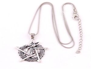 HY083 Indischer neuer Stil religiöser Charme Schmuck Retro-Rune-Alphabet Pentagramm-förmige Anhänger-Halskette für Männer3173491