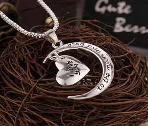 Je t'aime sur la lune et le pendentif arrière