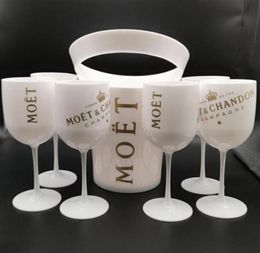Cubos de hielo y enfriadores con 6 piezas de vidrio blanco Moet Chandon Champagne Glass Plastic302w208d253v2857675