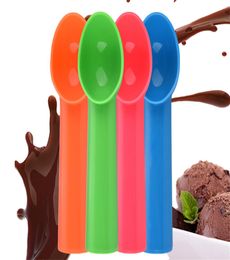 Scoop de crème glacée Pp confortable manche ergonomique fruit Dig Ball Ball Spoon Kitchen Tools Watermelon cuillère JK20051654337