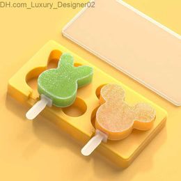 IJs gereedschap Diy Cartoon Animal Ice Cream Siliconen Mold met deksel en Popsicle Making Kit Food Grade Chocolade IJsbak Bakvorm Q240425