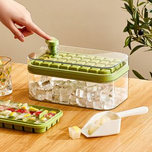 Ice Cream Tools Press Type Ice Mold Box One-Button Ice Cube Maker 2 In 1 Ice Tray Making Mold met opbergdoos en deksel Bar Keukenaccessoires 230512