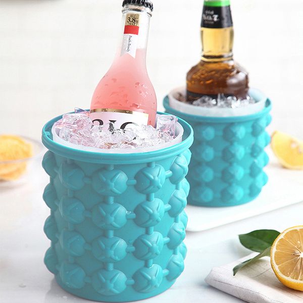 Outils de crème glacée Silicone Cube Maker moule plateau avec couvercle seau portable refroidisseur de vin bière armoire cuisine fête boisson whisky 230410
