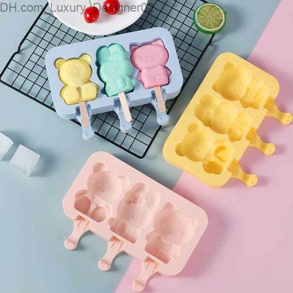 Outils de crème glacée en silicone glacée moule gâteau bricolage autodidacte de dessin animé fabricant en forme de plateau accessoires de cuisine Q240425