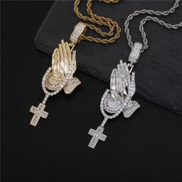 IJs hanger volledige lab diamant biddende handen kruisen hangende ketting 18k goud vergulde hiphop sieraden ketting rap