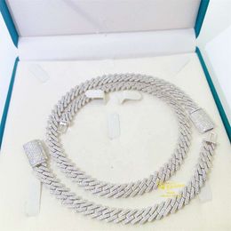 Pasador de pases de hielo VVS Pulsera de collar de joyería de silicona Cadena cubana para mujeres de 10 mm