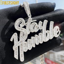 Glacé Bling Cursive lettre rester humble pendentif collier couleur or complet CZ breloque en Zircon hommes mode Hiphop bijoux 240313