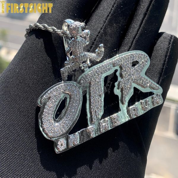 Iced Out Bling CZ Lettre sur le collier pendentif Collier Cumbic Zirconia Silver Color OTR Badge Charm Men de la mode Hop Hop Bijoux 240403