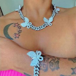 Iced Out Bling CZ Miami kubanische Gliederkette Schmetterling Charm Halsband Halskette Luxus Bling Bling Hip Hop Schmuck für Männer Frauen Geschenk 092287E