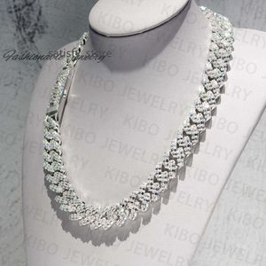 Iced Out Chaine pour hommes 925 Chaînes en argent sterling Baguette Cut Moissanite Diamond 18 mm Vvs Cuban Link Chain