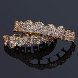 Iced Out CZ Bouche Dents Grillz Caps Top Bottom Grill Set Hommes Femmes Vampire Grills 18K Plaqué Or Rock Punk Rappeur Accessoires306t