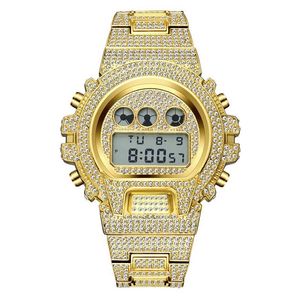 Iced Out Diamond Watch Hommes De Luxe LED Numérique Hommes Montres Étanche Sport Montre-Bracelet Homme Mode 18K Or Acier Mâle Horloge Wris281q
