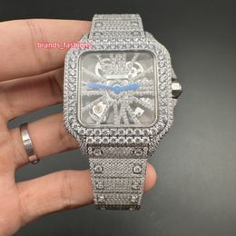 Iced Out Large Diamond Bezel La dernière montre Hip Hop Hop Hop V3 Silver Case Skeleton Diamond Diamant Watches Quartz Motion Mouvement Wristwatch Vis Changée en Diamond CZ