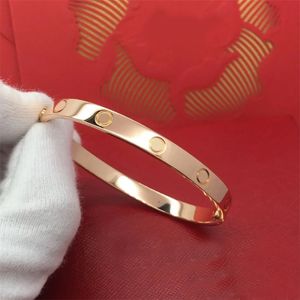 Iced out love jewelry lujosas pulseras de oro blanco para mujeres regalos para hombres día del padre titanio acero metal diamante carta brazalete grueso diseñador pulsera E23
