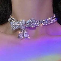 Iced Out Luxe Dameskettingen Tenniskettingen Boog Hanger Kraag Choker Ketting Mode Bling Kristal Strass Diamant Hip Hop 282v