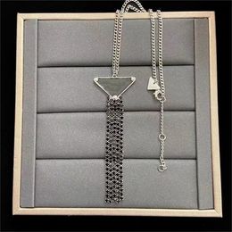 helado colgante collares diseñador pareja joyería clásica para hombre cadena diseñador joyería mujer triángulo negro colgantes collar de plata esterlina collar de lujo