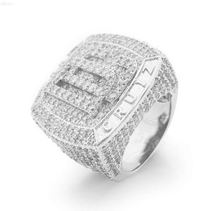 Iced Out Vermeil Moisanite Ring Bling 925 Silver entièrement pave Diamonds Wide Band Anneaux Hip Hop Bijoux pour femmes Men Rapper