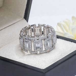 Glacé Vvs d couleur Moissanite diamant hommes bague Hip Hop Rock 925 en argent Sterling hommes doigt Moissanite bague de fiançailles