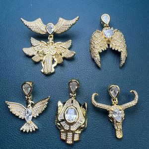 Iced Out Wing Croix Pendentif Colliers Plaqué Or 18K Hommes Hip Hop Accessoire Bijoux Animal Paix Pigeon Tête De Boeuf