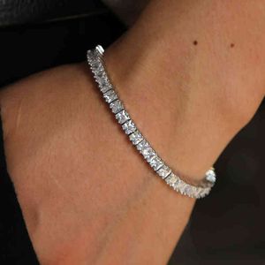 Glaçonné avec une chaîne de tennis pavée carrée CZ BRACELET HIP HOP HOP HOP POUR POUR LES BIJOUX DE PARTIES Cadeau