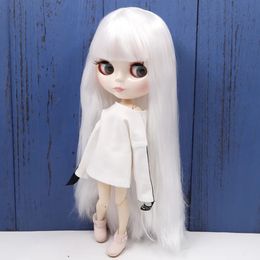 ICY DBS Blyth – poupée série No280BL136, cheveux lisses blancs avec frange, visage blanc, corps articulé, 16 bjd 240311