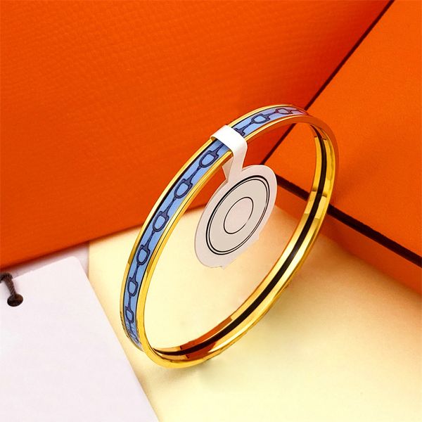 IE5E Bracelet Bracelet Designer pour les femmes en acier inoxydable anneau fermé de chaîne bleue mignon bijoux bijoux bracelets b