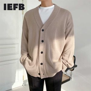 IEFB Koreaanse single breasted v kraag kintented vest trui mannen bovenkleding trendy knappe heren knitwear lente herfst 9Y4499 211006