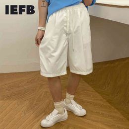 IEFB Vêtements pour hommes Tendance coréenne Été Léger Lâche Casual Shorts Mode Taille Élastique Sport Genou Longueur Pantalon 9Y6907 210524