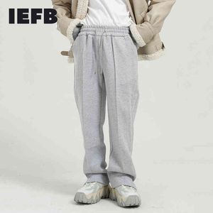 IEFB Herenkleding Losse Broek Lente Herfst Koreaanse Mode Eenvoudige Side Spleet Eenvoudige Dikke Casual Sweatpants Heren 9Y5080 210524