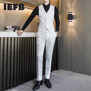 IEFB Gilet Floral Blanc Pour Hommes Costume Deux Pièces Pour Hommes Creux Out Slim Fit Noir Blanc Gilet + Pantalon De Costume Jacquard Deux Piees Ensemble X0909