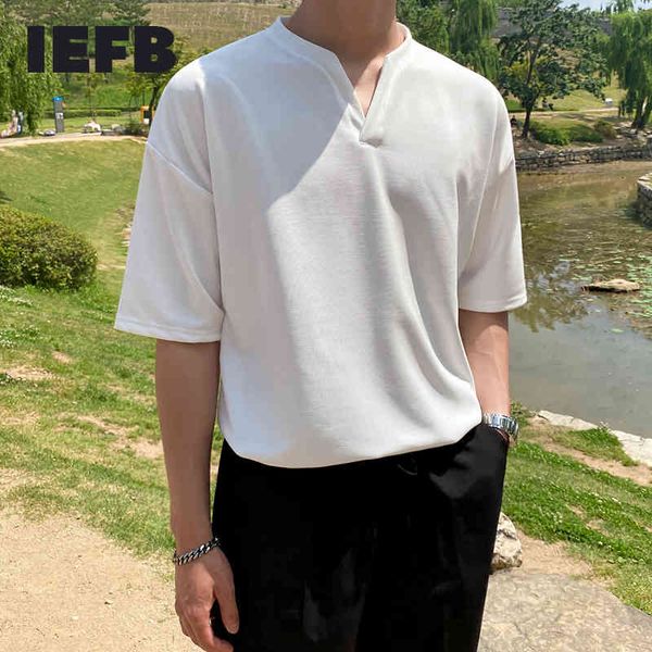 Camiseta de manga corta con cuello en V IEFB, camiseta de algodón de seda helada para hombre, camisetas holgadas de verano a la moda coreana para hombre, informal Y7193 210524