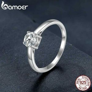 IFFM Solitaire ring Bamoer Moissanite Ring voor vrouwen 925 Sterling zilver met platina vergulde verlovingsring Solitaire 4 Prongs Eternity Band D240419