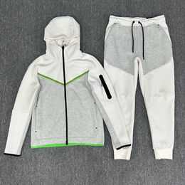 IK Sportswear Tech Pantalones de vellón Diseñador de chaquetas con capucha Space Cotos de algodón gruesos Bottoms Men Joggers Running Jumper Tracksuitse26