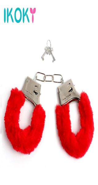 IKOKY mains jeux pour adultes 1 pièce soirée jeu de rôle jouets sexuels pour Couple SM Bondage fourrure mains en métal doux C18112701301B3340814