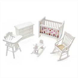 Iand 1/12 Schaalpoppenhuis Meubels Miniatuur Accessoires Baby Crib Nursery Doll House Bed Closet Rocking Chair HobbyHorse AA220325