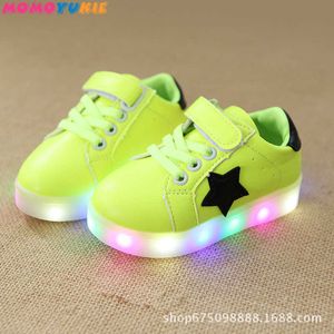 Verlichte Krasovki Lichtgevende Sneakers Gloeiende Kids Schoenen Kinderen met Sole LED Lights Up Sneakers voor Girlsboys 210713