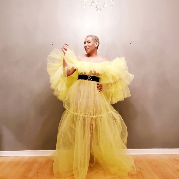 Illusion jaune clair plus robes de bal de la taille de la robe épaule Robe Tiered tulle vestido de festa robe de soirée bon marché voir les robes de fête