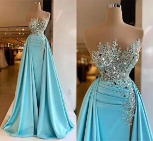 illusie mouwloze avondjurken ruches zijsplit kant kralen formele prom partij jassen elegante vestido de novia op maat gemaakt BC13182