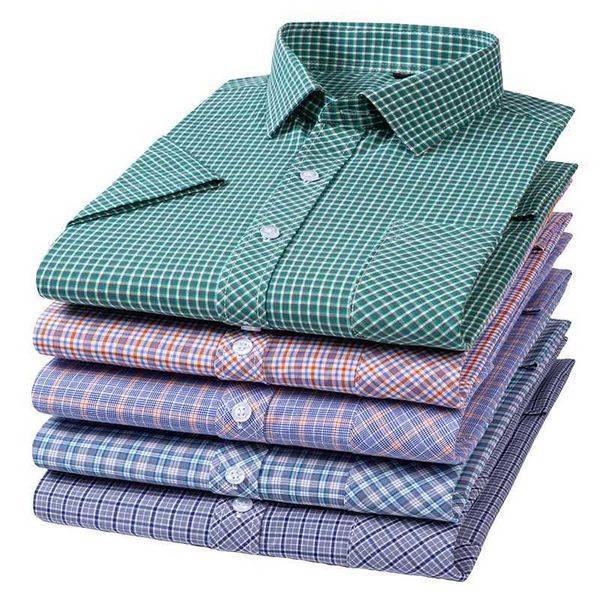IM06 Chemises robes masculines Plaid Short Shirts Sled for Man Cotton England Preppy Classic Crivhed Summer New Clothing Homme Business Homme Business Shirts D240507