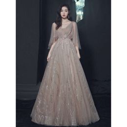Image Hiver Nouvelle robe Real Elegant Elegant Sexy Sexy Bling Sequins Fairy Banquet Dames Fatwalk Party Wear Us Backless Long Manches en stock