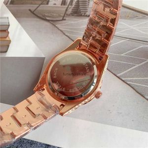 En 2021, la nouvelle montre LL Mantianxing ResPlagement Quartz Steel Watch mérite d'être achetée pour un petit montant