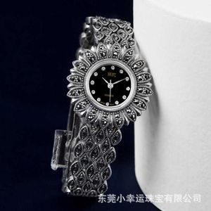 In 2021 zullen we ons concentreren op het produceren van hoogwaardige horloges met quartz uurwerk in puur zilver Thais zilver ingelegd met luxe damesontwerpen van Marcel