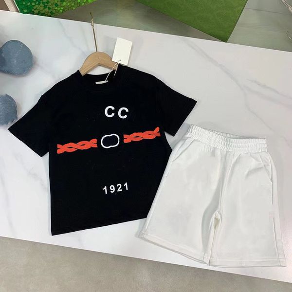 En stock 2-12 Ans Designer Enfants T-Shirt Pantalon Vêtements Ensemble Marque Enfants 2 Pièce Coton Vêtements bébé Garçons fille Mode Vêtements