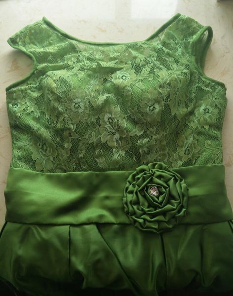 En stock, elegante imagen Real, encaje verde azulado y satén, hasta la rodilla, transparente, manga casquillo, fiesta Formal, vestidos de dama de honor