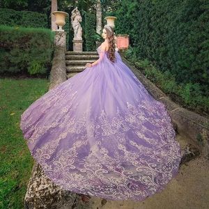 2023 Charro Mexicaanse Vestidos de 15 anos Lilac Quinceanera -jurken met Cape Floral Applqiue Corset Sweet 16 jurk Abiti da Cerimonia